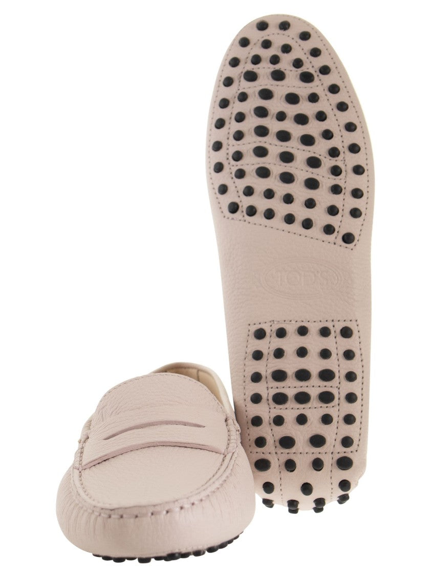 Tod's Refined Leather Loafers With Hand-Stitched Detailing And Rubber Sole