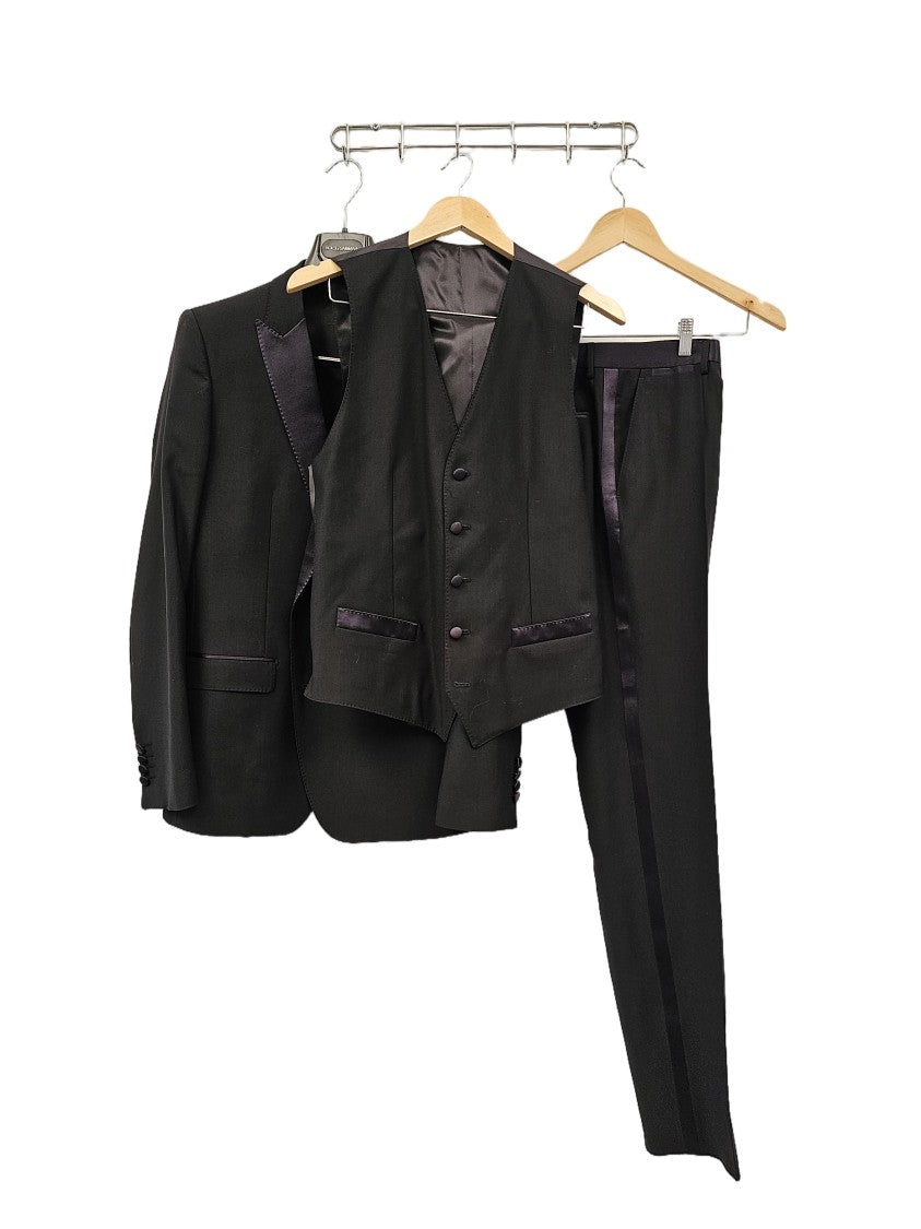 Dolce & Gabbana Tailored Black Suit With Matching Vest