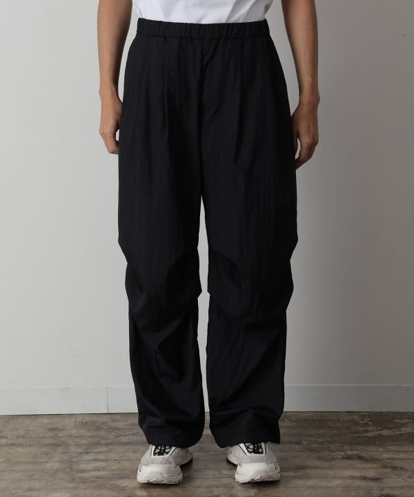 Beams Retro Sporty Pants With Unique Natural Texture