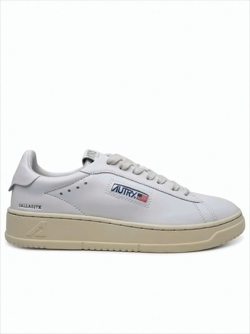 Autry Low-Top Off-White Sneakers With Vintage Rubber Sole