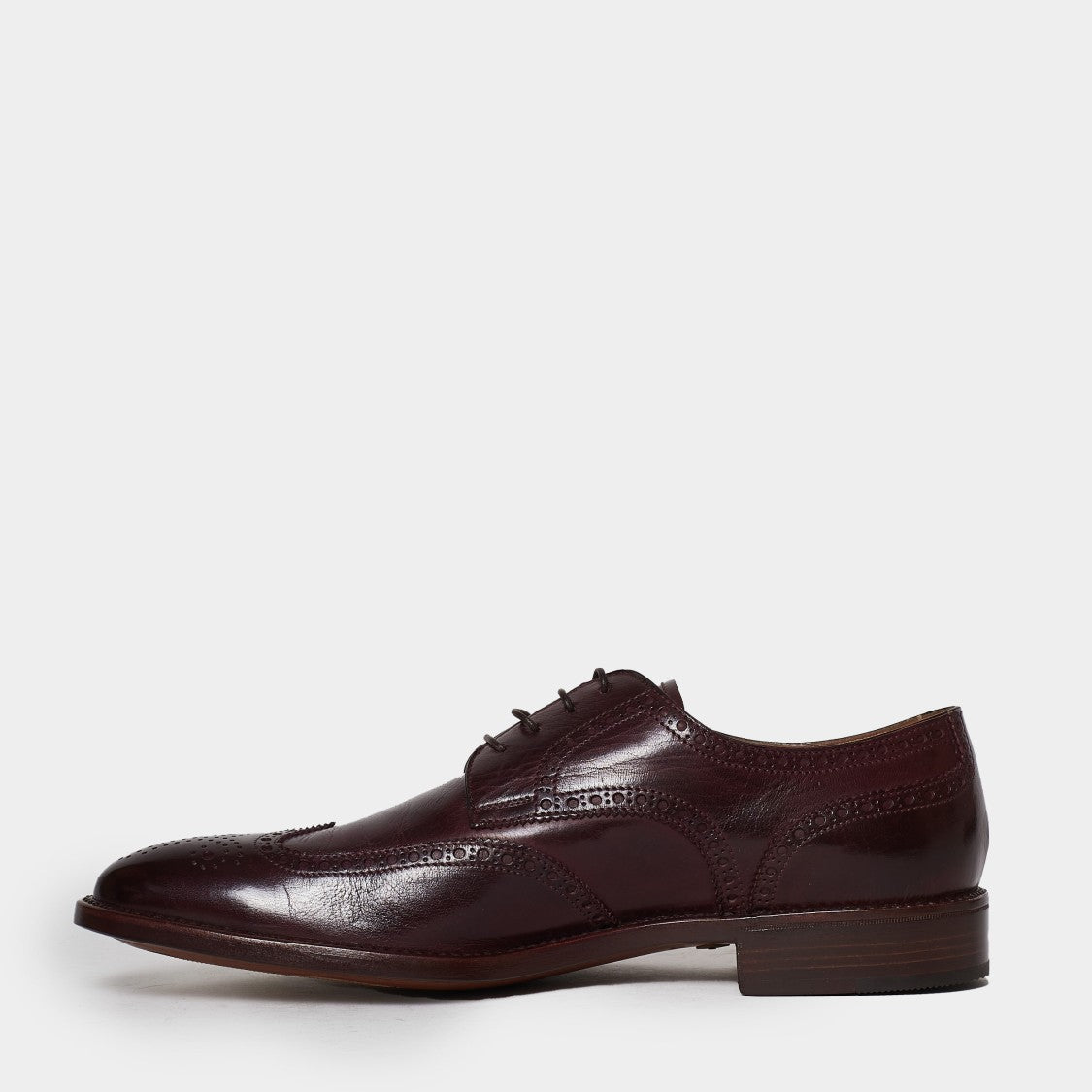 Gravati Hand-Sewn Laced Derby Model Shoe