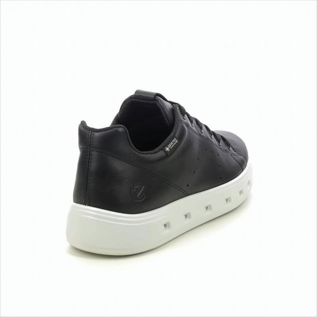 Ecco Smooth Leather Sneakers With Contemporary Rubber Sole