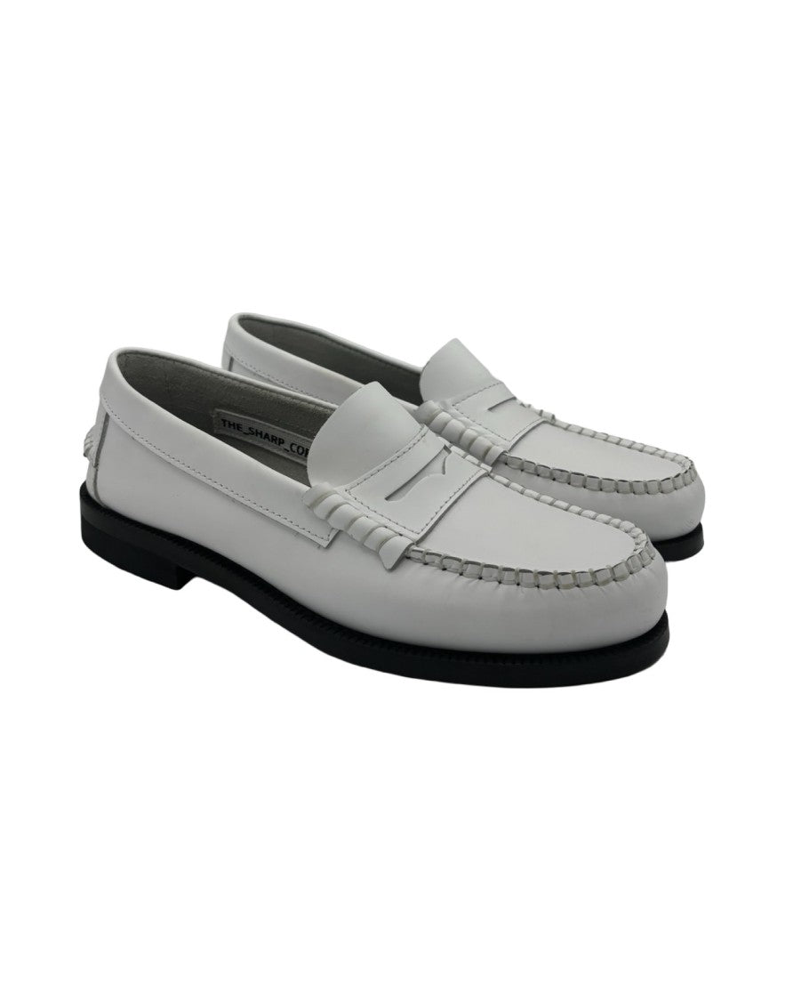 The Sharp Corner Off-White Leather Women's Oxford Loafer