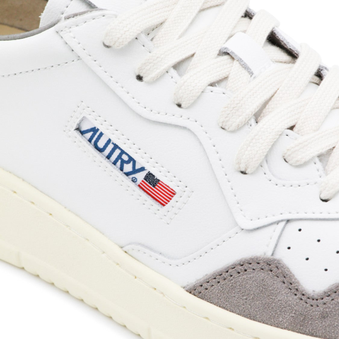 Autry White Leather Medalist Sneakers