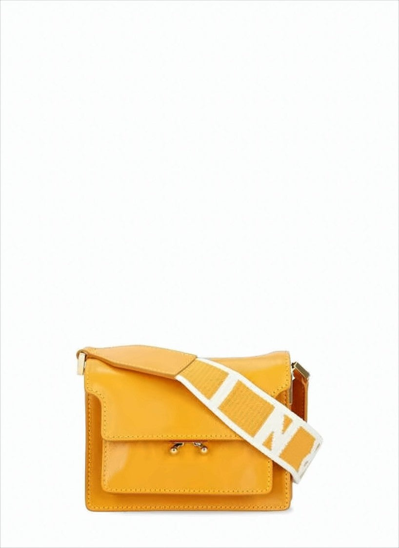 Marni Structured Smooth Leather Shoulder Bag With Scalloped Flap