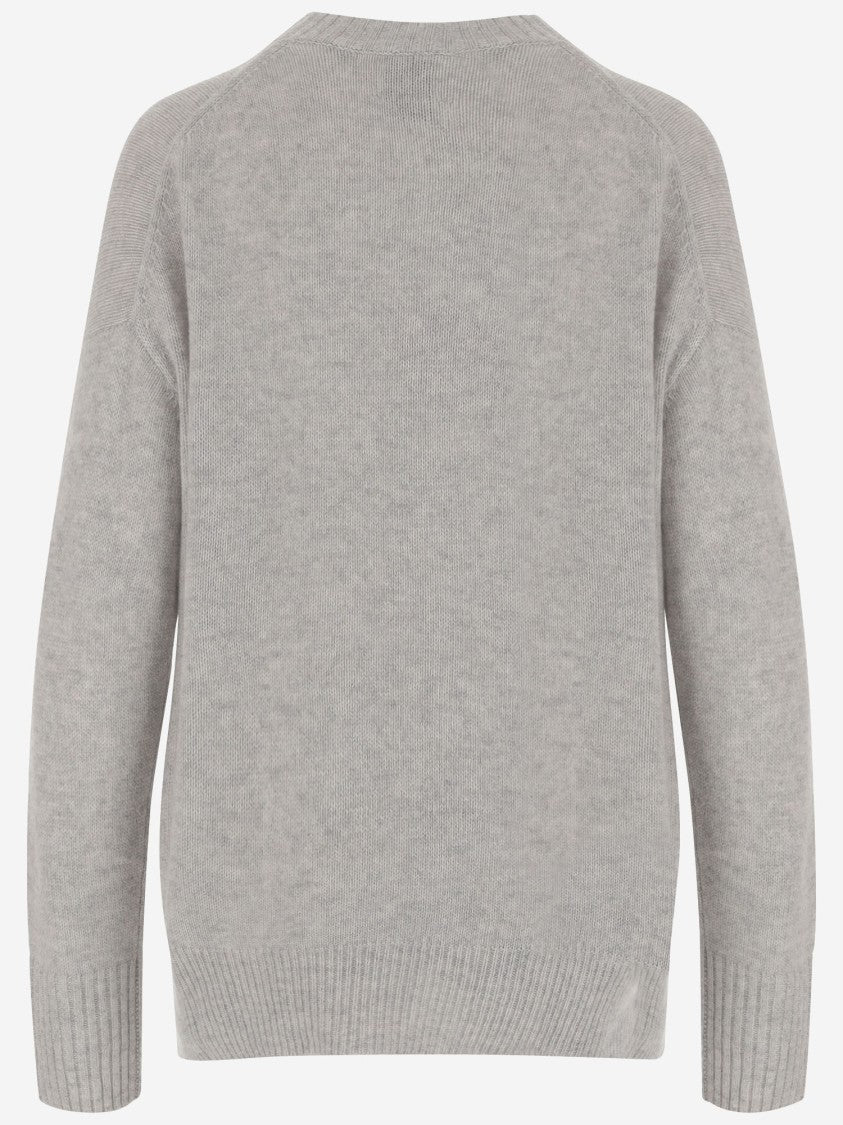 Allude Classic Crew Neck Cashmere Sweater With Ribbed Edges