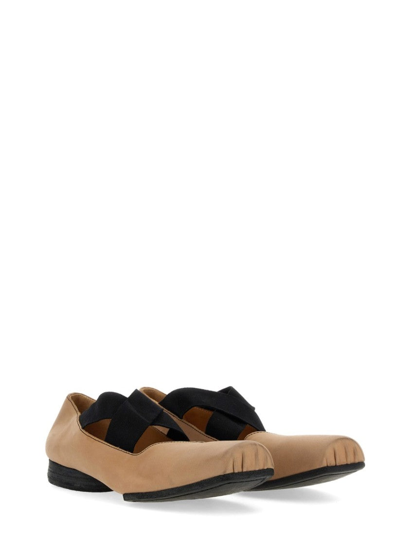 Uma Wang Square Toe Elastic Cross Strap Flats