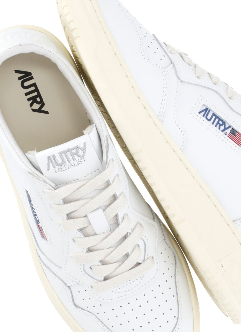 Autry White Medalist Low Leather Sneakers