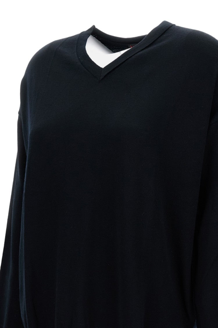 Hira Ribbed V-Neck Sweater With Cropped Silhouette