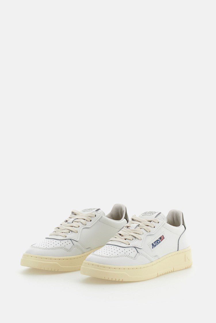 Autry White Medalist Low Leather Sneakers