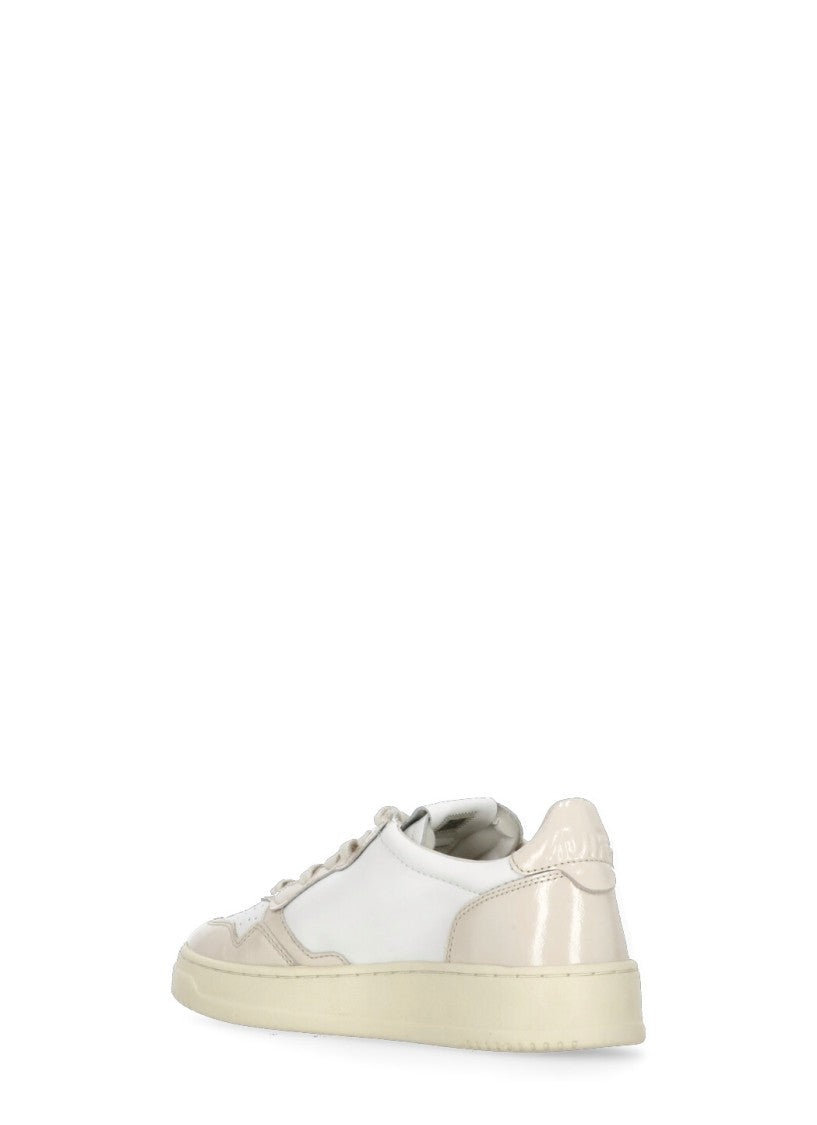 Autry Medalist Low Sneakers