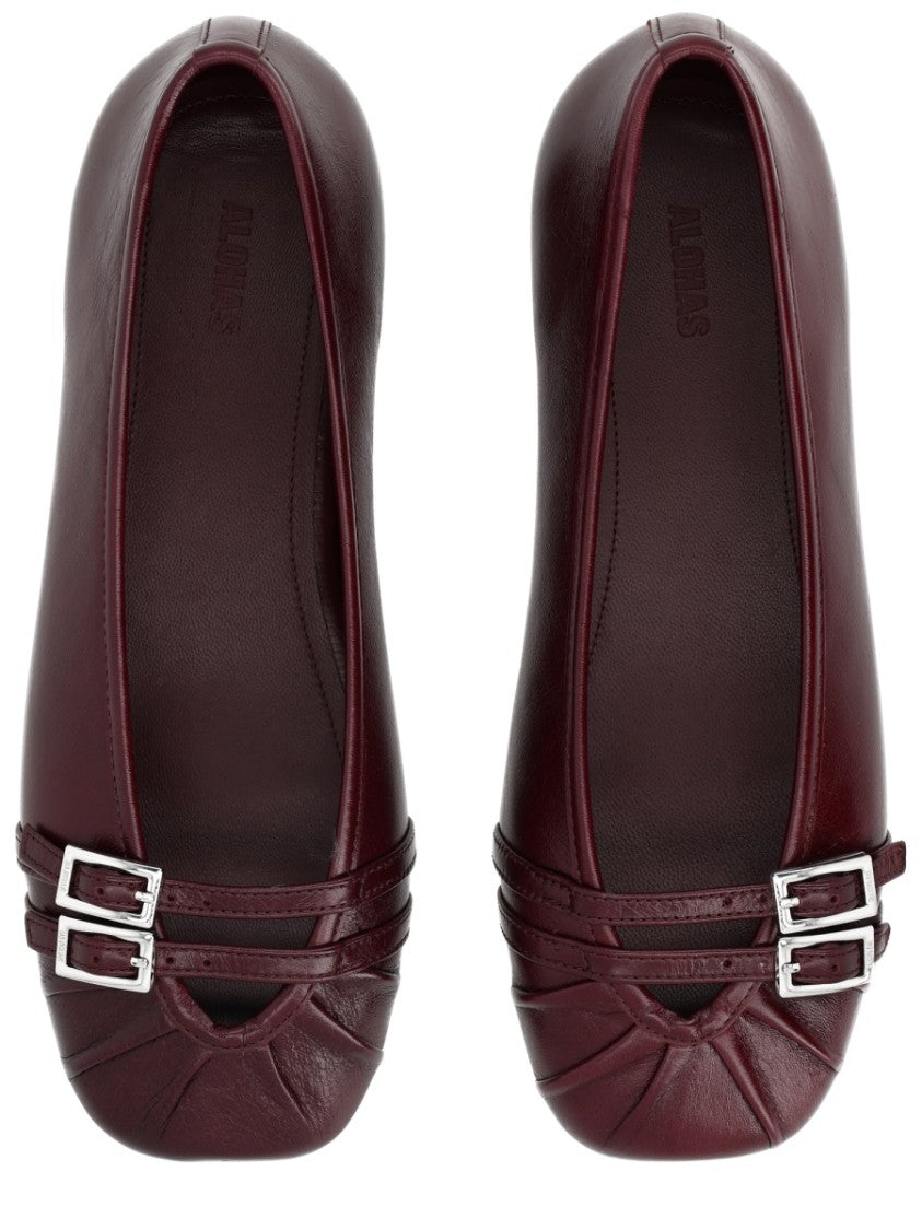 Alohas Goat Leather Pointed Buckles Flats