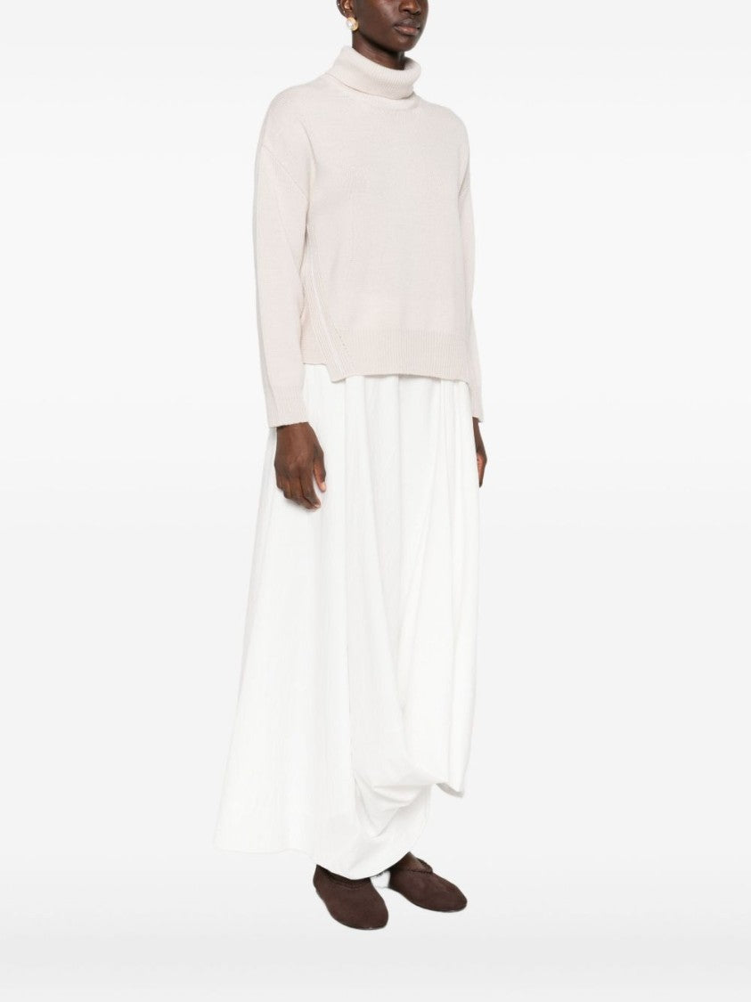 Alpha Studio Relaxed Fit White Merino Wool Sweater