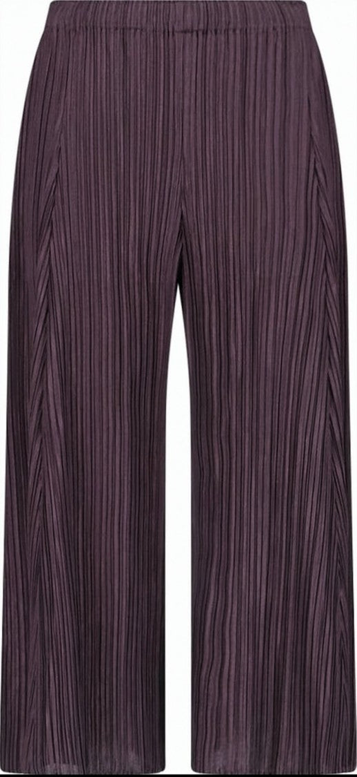 Pleats Please Cropped Relaxed Fit Pleated Training Pants