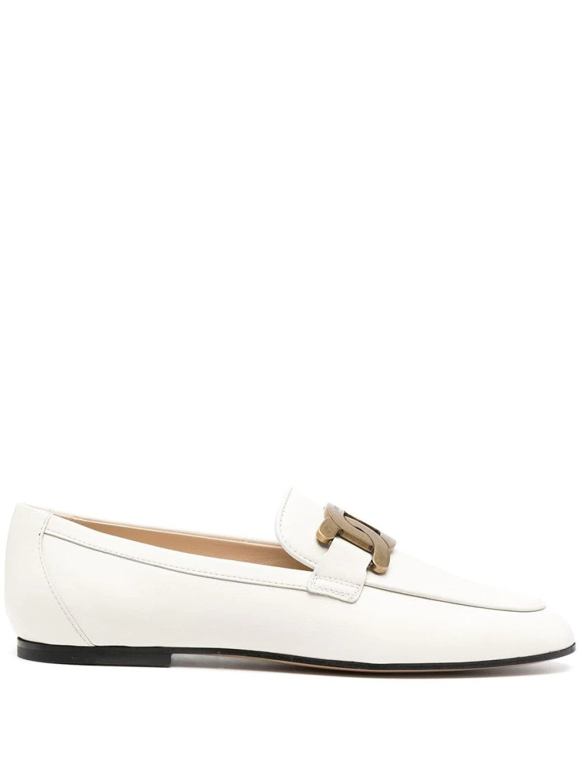 Tod's Beige Leather Loafers With Metallic Chain Detail