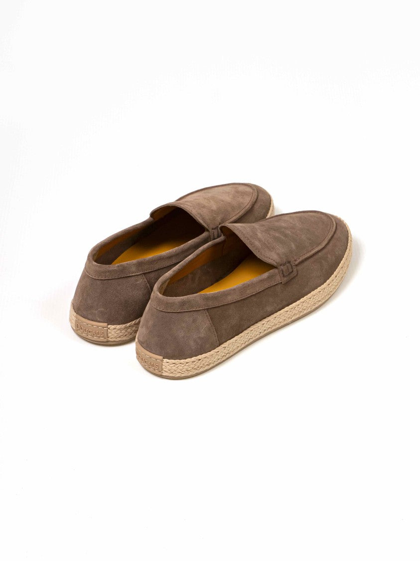 Doucal's Soft Suede Textured-Sole Moccasins