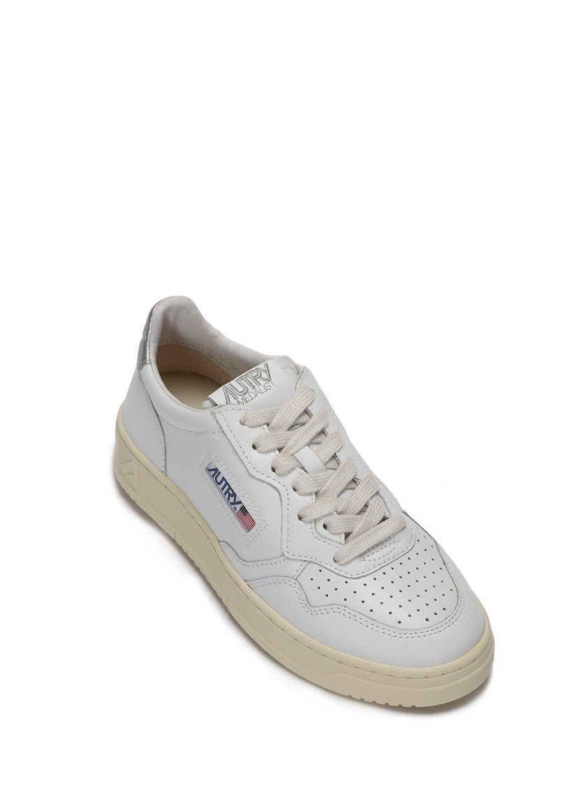 Autry White Medalist Low Wom Sneakers