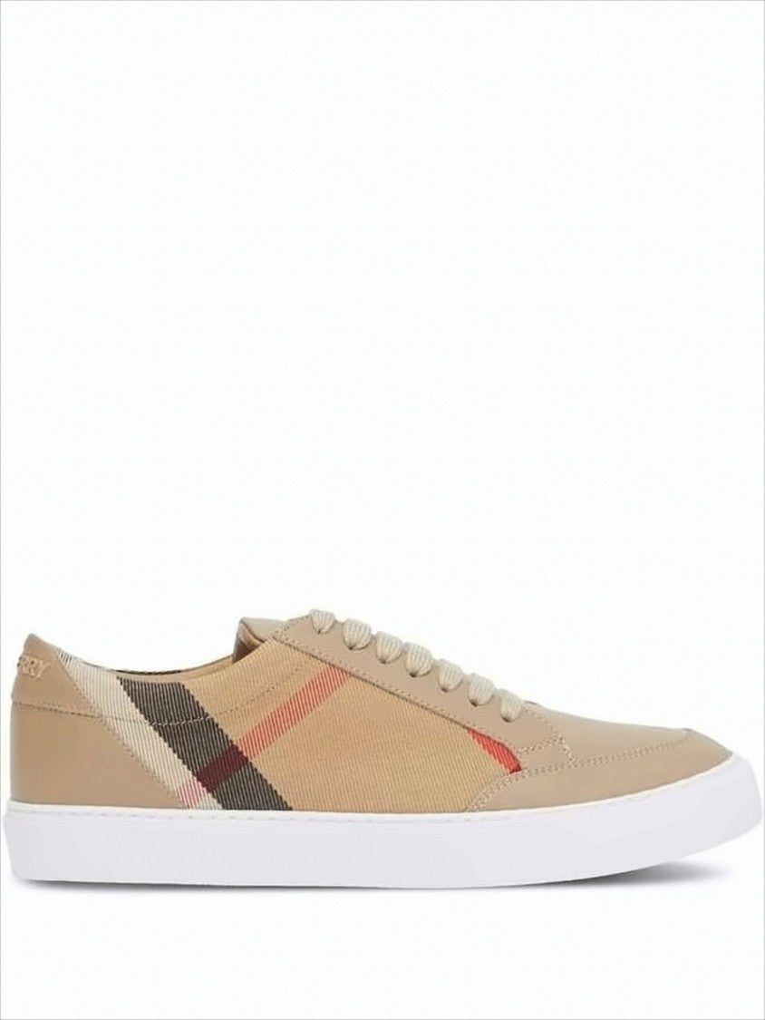 Burberry Low-Top Sneakers With Beige Base