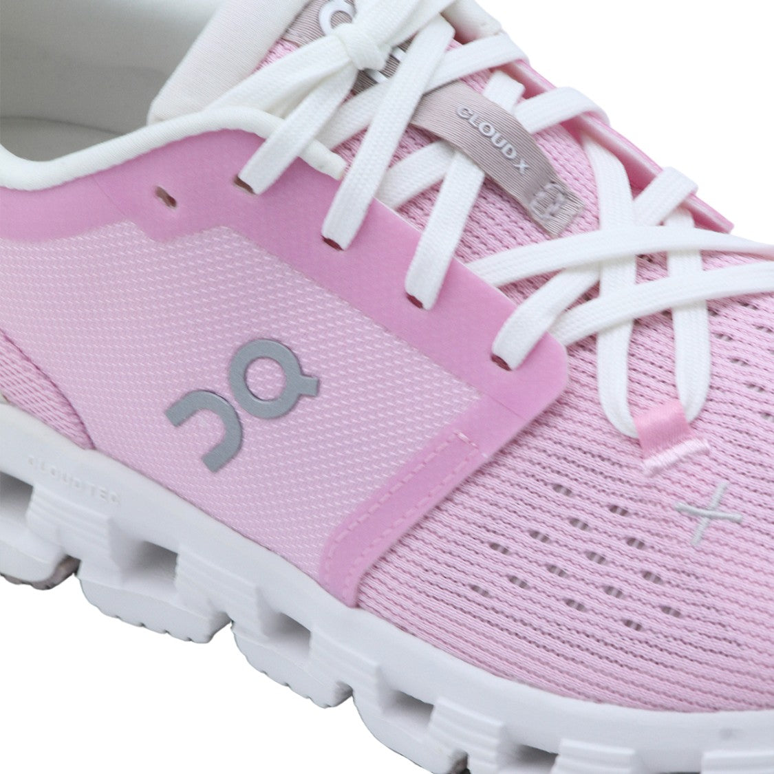 On Sporty White Sneakers With Textured Sole