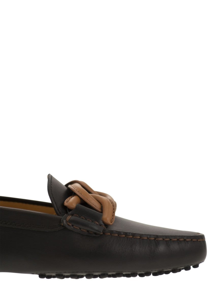Tod's Moccasin With Leather Chain