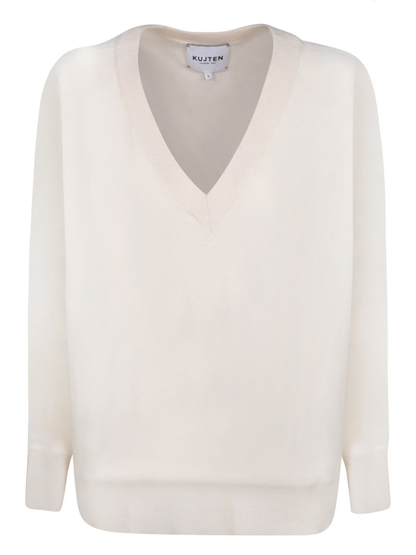Kujten V-Neck White Cashmere Sweater With Relaxed Fit