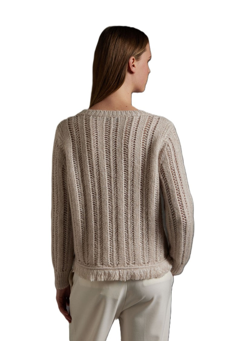 Kangra Refined Women's Garment With Classic Silhouette