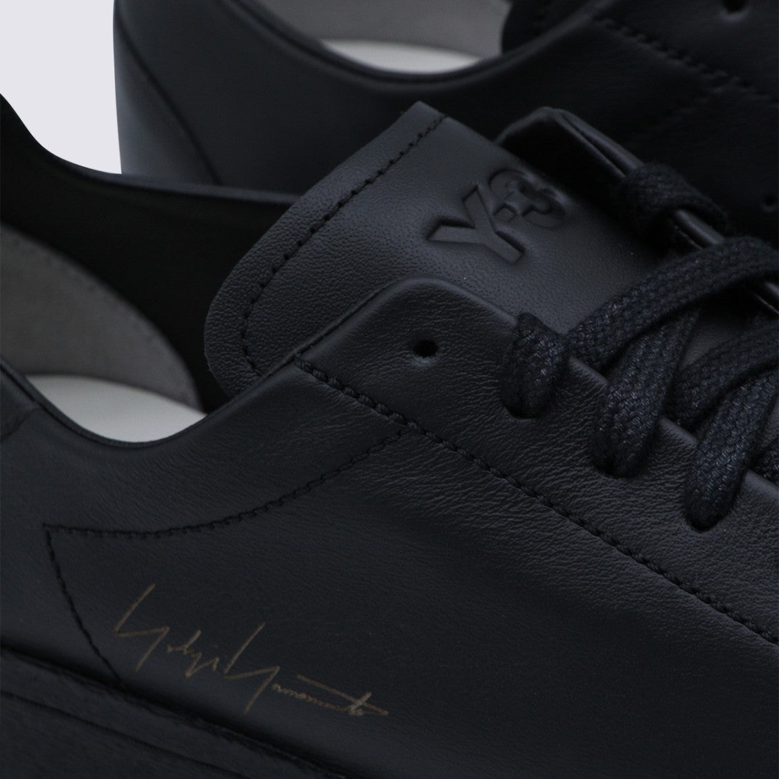 Y-3 Smooth Leather Low-Top Sneakers