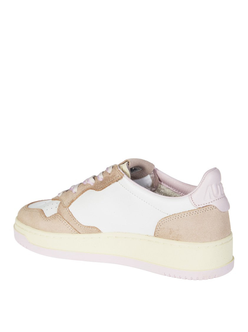 Autry White Medalist Low Wom Pink Sneakers