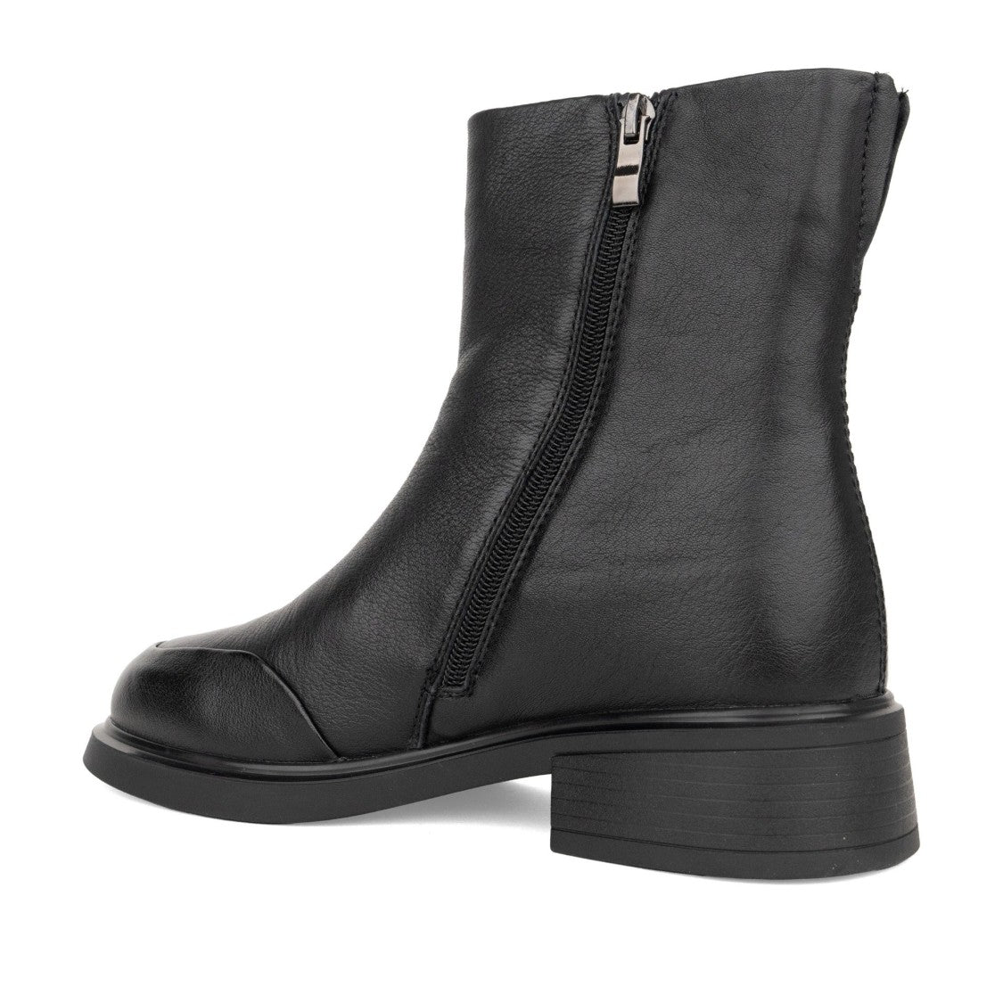 Linda Baumann Black Flat Rounded Toe Leather Ankle Boots