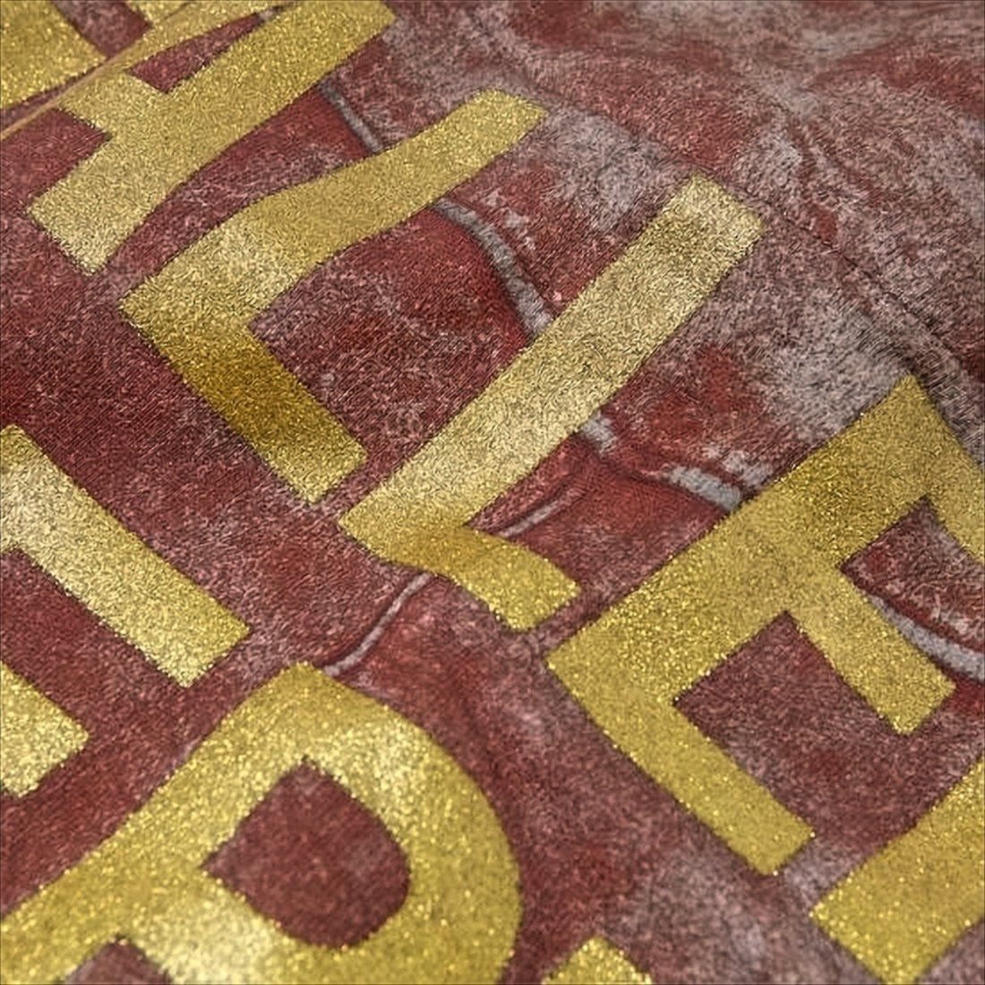 Gallery Dept. Vintage-Inspired Long-Sleeve Tee With Distressed Design