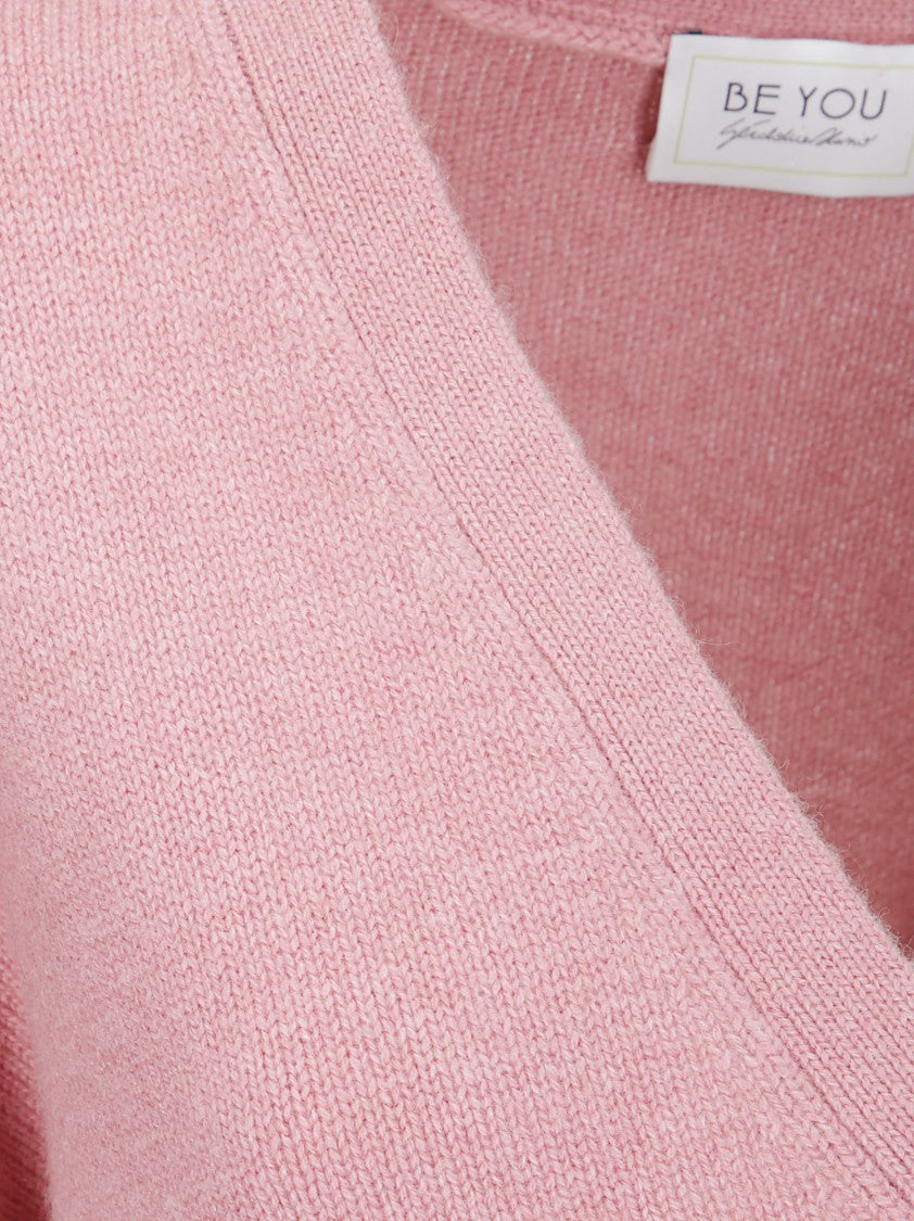 Be You Short Cashmere Cardigan With Front Buttons And V-Neckline