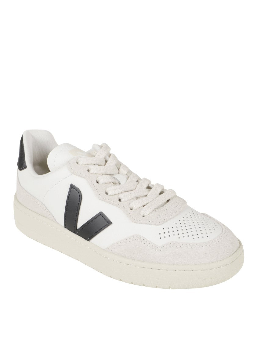 Veja Low-Top Sneakers With Perforated Detailing And Iconic Logo