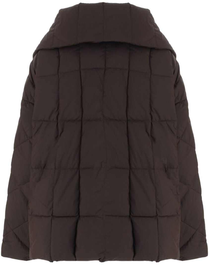 Ienki Ienki Quilted Short Down Jacket With Lightweight Insulation