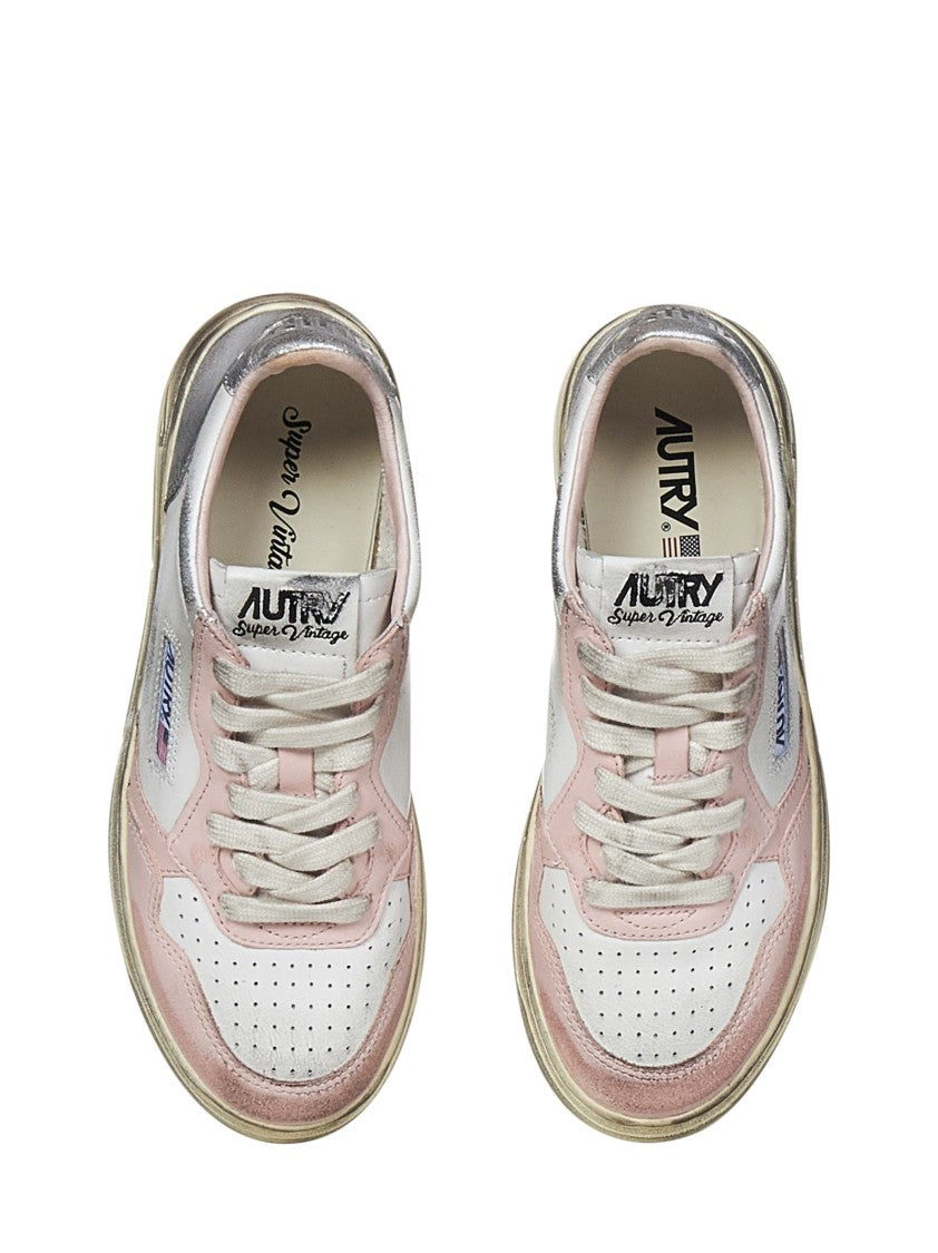 Autry Medalist Low Super Vintage Sneakers