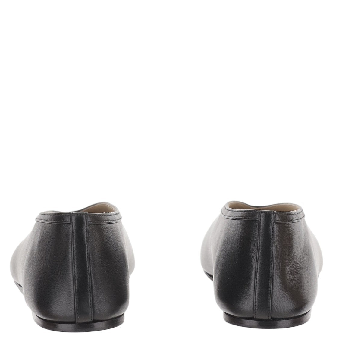 Le Monde Béryl Tapered Toe Leather Flats With Smooth Upper And Rubber Sole