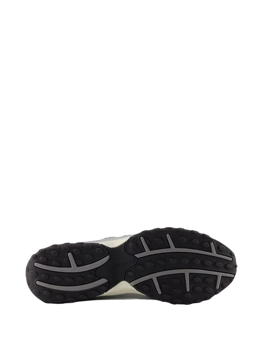 New Balance Silver Mesh 204L Sneakers