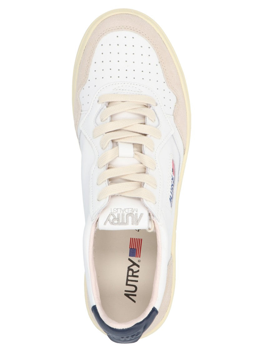 Autry 'Medalist Low' Sneaker