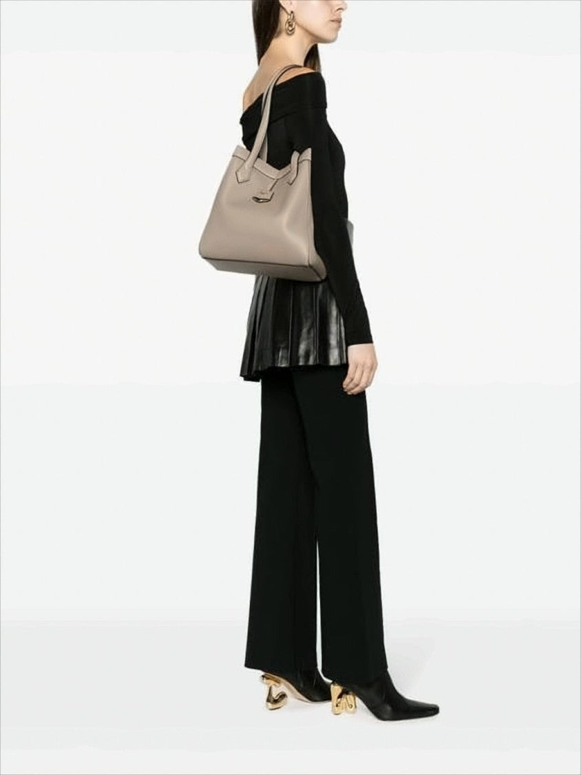 Fendi Structured Taupe Leather Shoulder Bag With Gold-Tone Detail