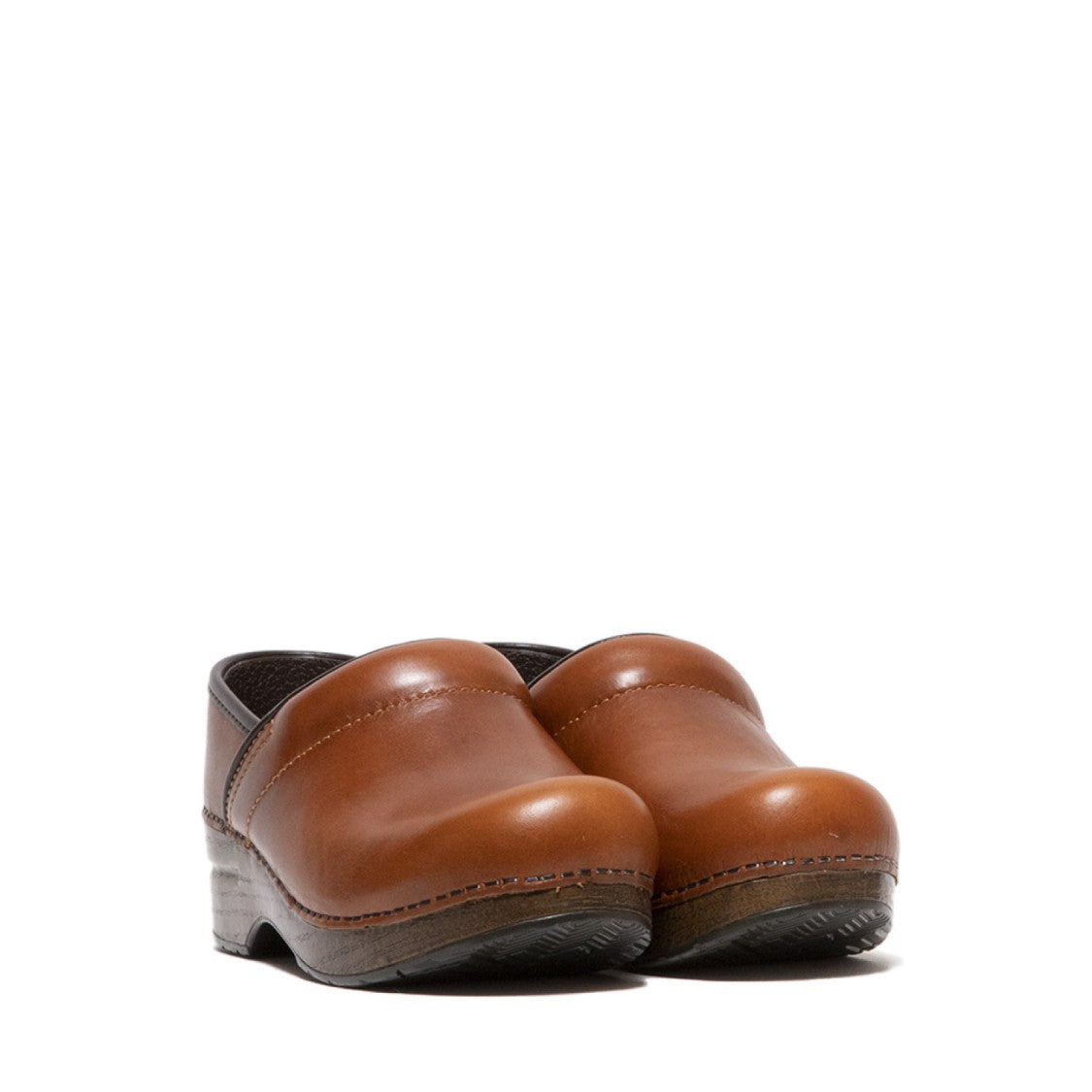 Dansko Classic Clog In Shiny Leather