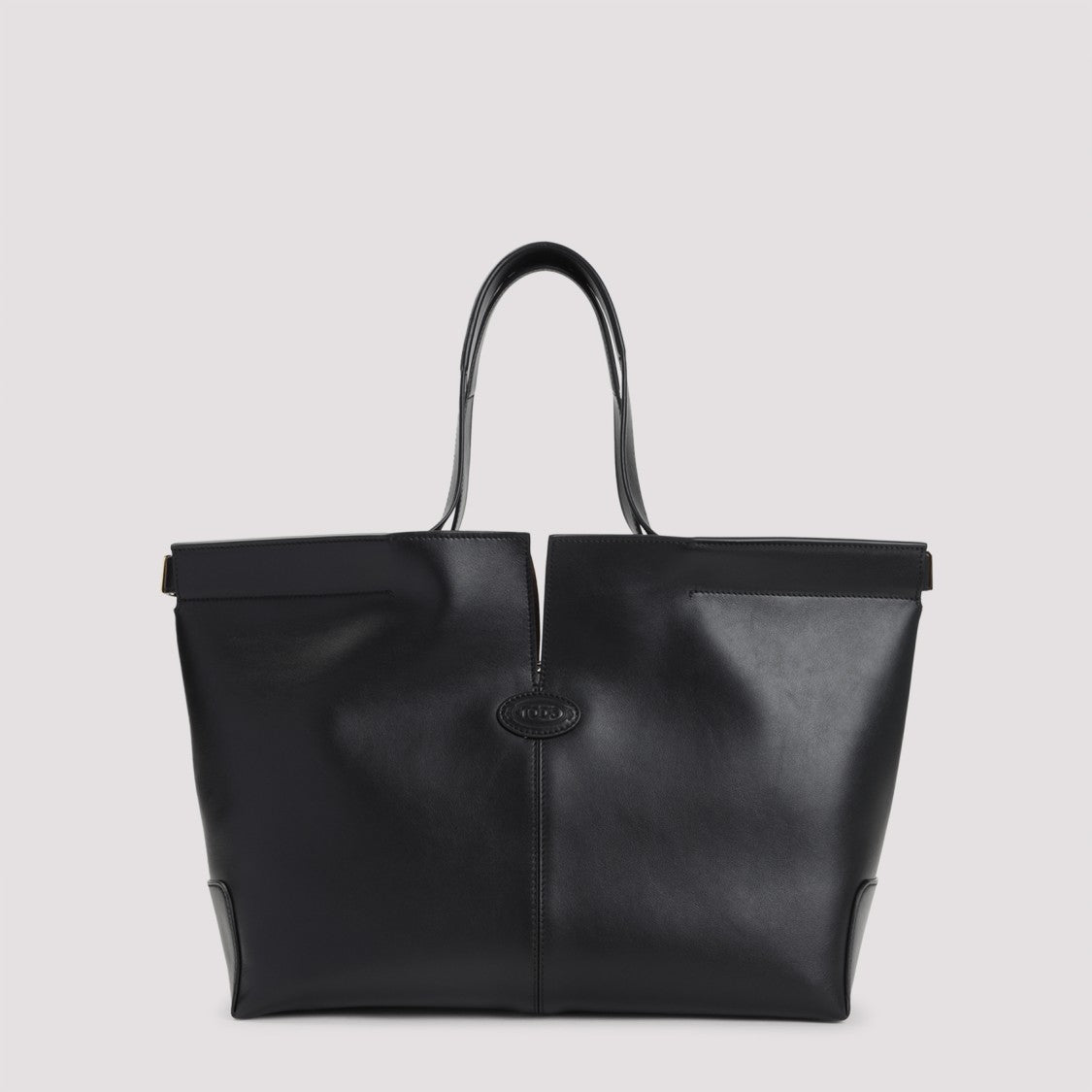 Tod's Black Leather Shoulder Bag With Structured Silhouette