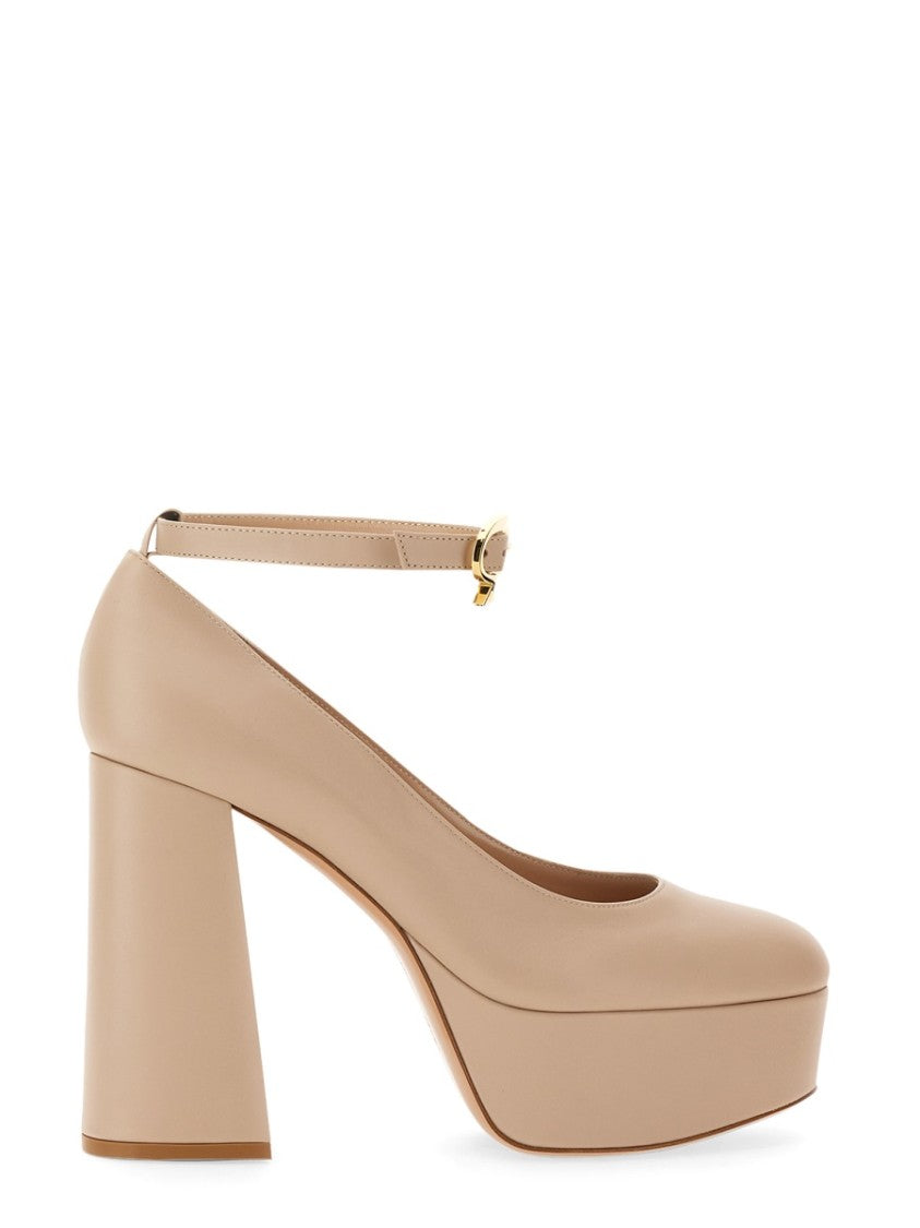 Gianvito Rossi "Manila" Pump