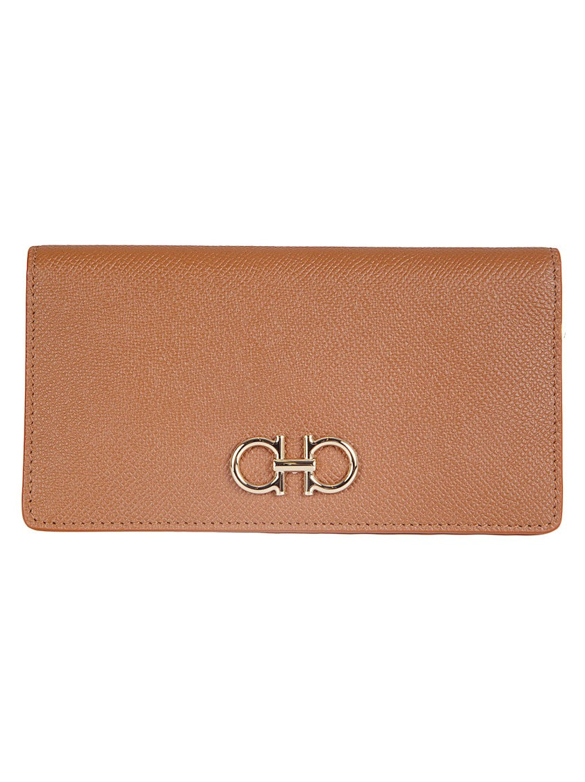 Ferragamo Textured Hammered Calf Leather Wallet With Gold-Tone Gancini Buckle