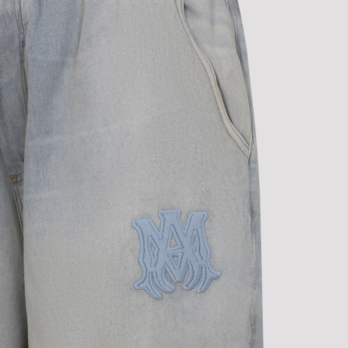 Amiri Relaxed Wide-Leg Jeans With Elastic Waistband And Distressed Finish