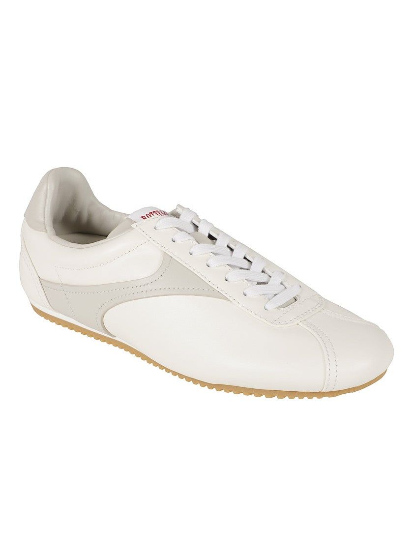 Bottega Veneta Low-Profile Lambskin Leather Sneakers