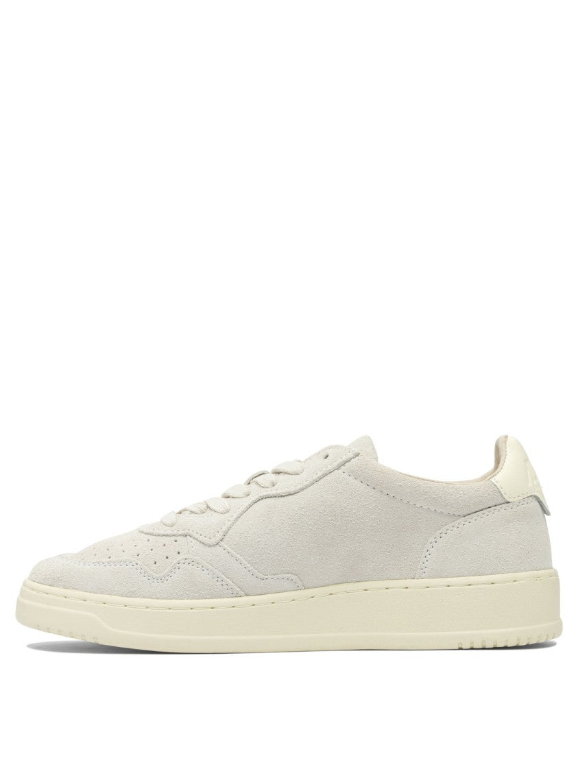 Autry Padded Collar Low-Top Sneakers With Microhole Toe Box