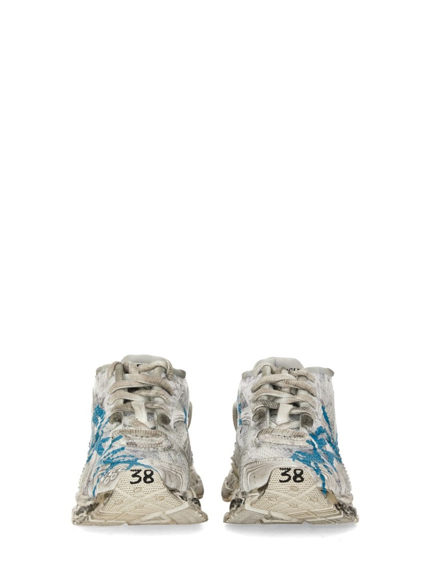 Balenciaga Contemporary Runner Sneakers With Streamlined Silhouette