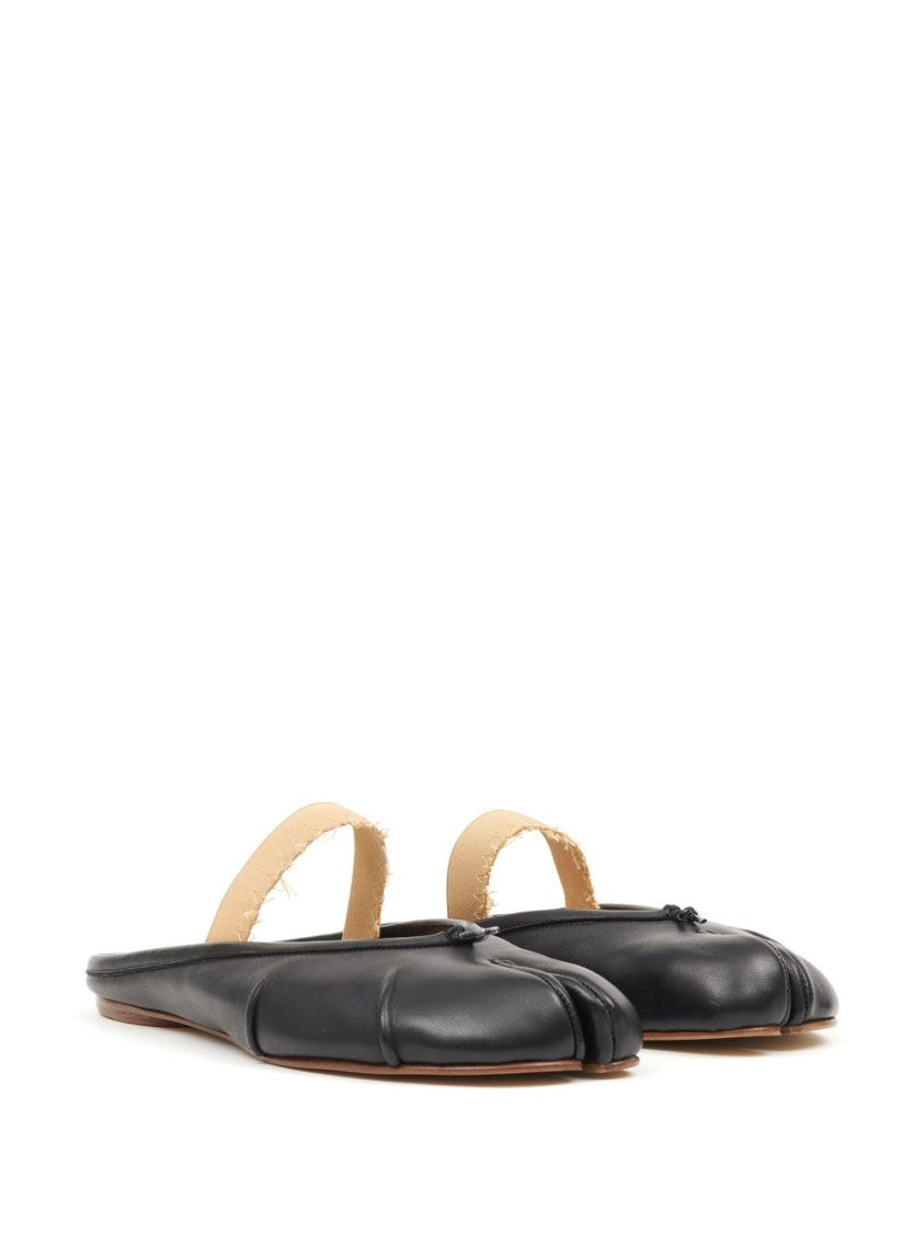 Maison Margiela Split-Toe Black Leather Flats With Frayed Beige Strap