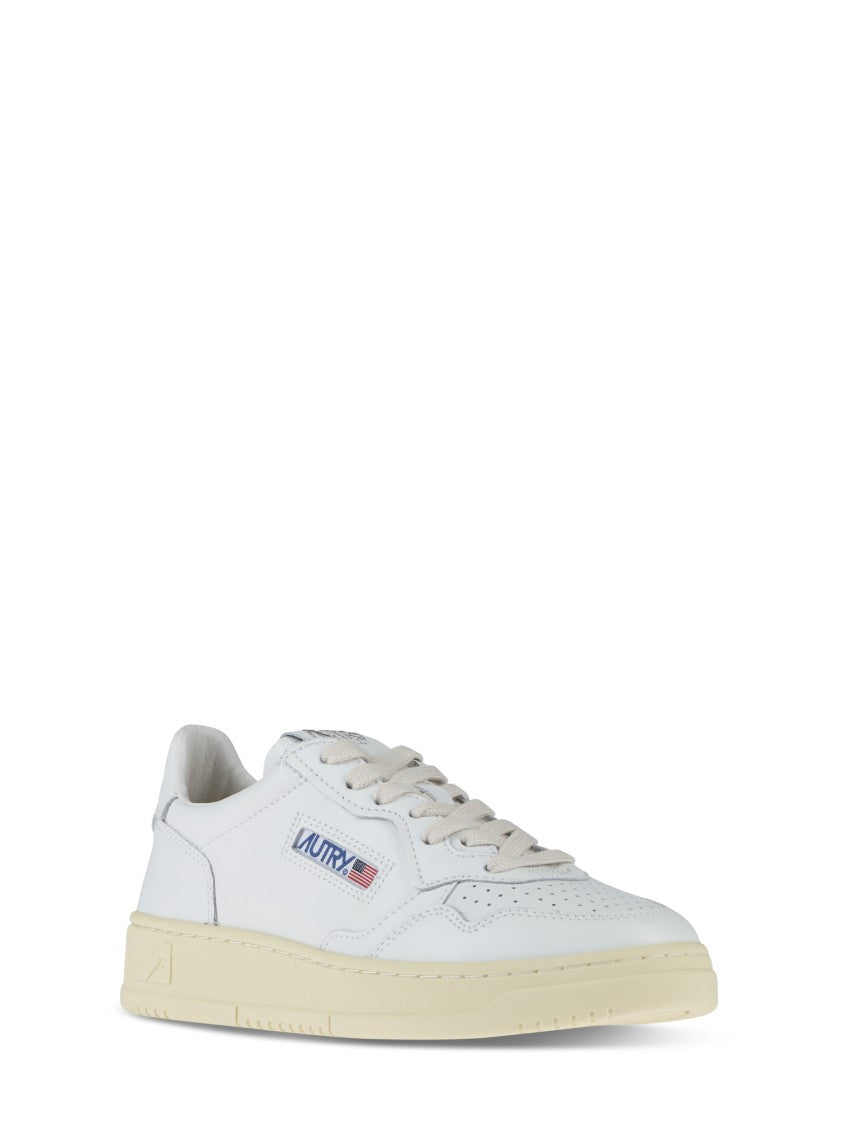 Autry Smooth Leather Sneakers With Rounded Toe