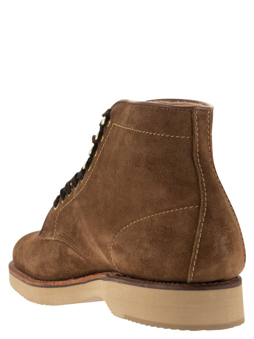 Alden M2804h Snuff Suede Boot With Contrast Stitching And Waxed Laces