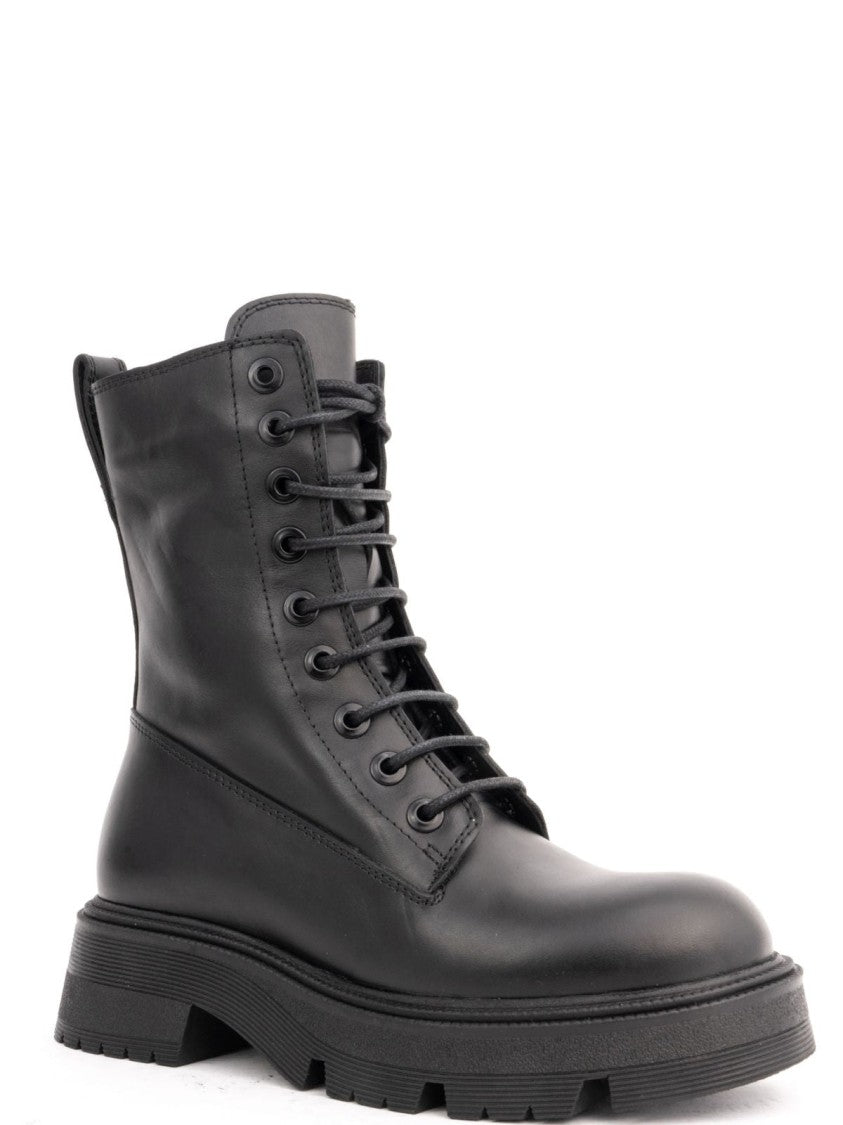 La Conte Black Leather Ankle Boots With Lace-Up Design